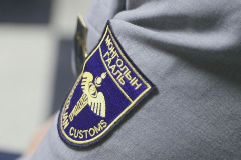 Гаалийнханы авилгын асуудал дуусахгүй нь  бололтой...