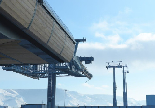 Дүүжин замын тээврийн Өнөр хороолол дахь буудлын цахилгааны монтаж, дотор заслын ажил үргэлжилж байна