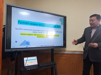 Ж.Батзандан: Уул уурхайн баялагийн тодорхой хувийг төр, ард түмний мэдэлд авах асуудал яригдах бүрд Засгийн газрыг огцруулах асуудал гарч ирдэг