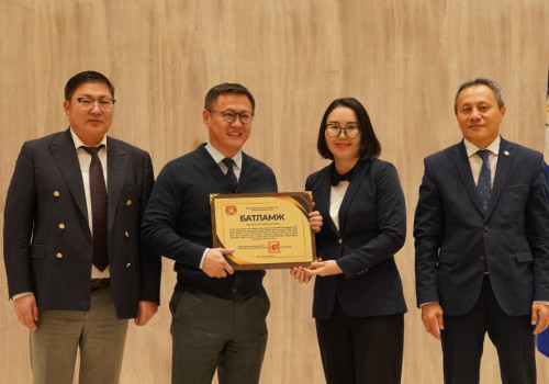 Улсын үзлэгт амжилттай оролцсон байгууллага, албан хаагчдад шагнал гардууллаа