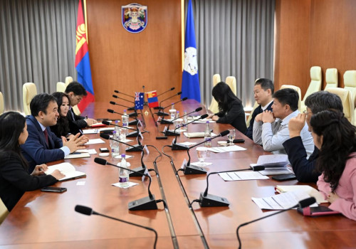 Хотын дарга Х.Нямбаатар Австралийн Холбооны Улсаас Монгол Улсад суугаа Онц бөгөөд Бүрэн эрхт Элчин сайдтай уулзлаа