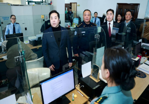 НИТХ-ын дарга А.Баяр Нийслэлийн шүүхийн шийдвэр гүйцэтгэх газах ажиллав