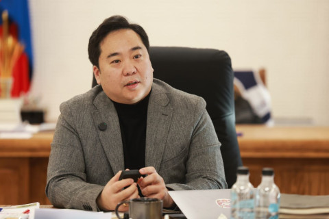 А.БАЯР: ШУТИС-ИЙН БАГШ НАРЫН БҮТЭЭСЭН БҮХ ТӨРЛИЙН “АВТОМАТ ХААЛТ ОНГОЙЛГОДОГ ЧИП”-ИЙГ НИЙСЛЭЛЭЭС ДЭМЖИЖ 9 ДҮҮРЭГТ СУУРИЛУУЛНА