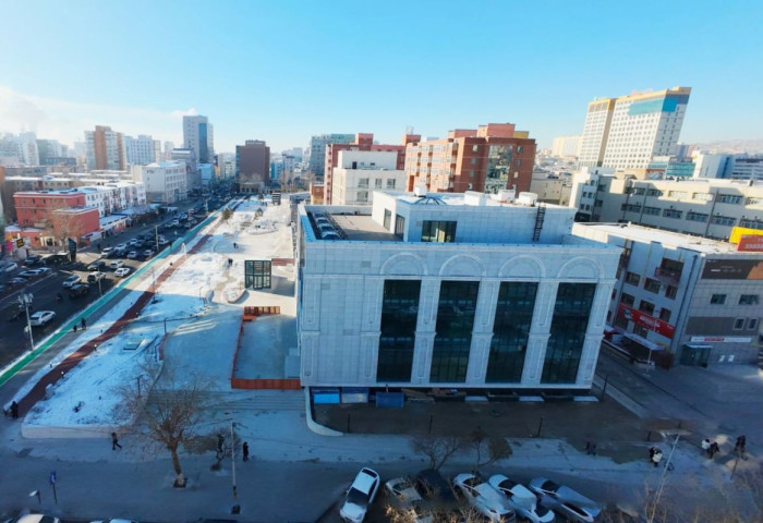 Архитектурын орчин үеийн шийдлийг үндэсний хэв маягтай хослуулсан “Урт цагаан” үйлчилгээний төвийг улсын комисс хүлээн авлаа