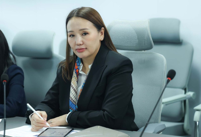 Л.Хосбаяр: Зорилтот бүлгийн иргэдийг хөдөлмөр эрхлүүлж нийгэмшүүлэх цогц хөтөлбөрийг зохион байгуулна