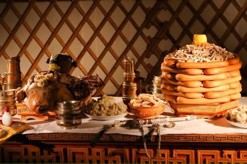 Битүүний өдрийг амралтын өдөрт шилжүүлэхээр шийдвэрлэлээ