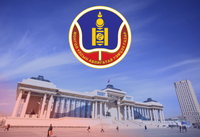 ​​​​​​​Авлигачидад Эрүүгийн хуулийн 22.1.3-д заасан ялыг нь өгч явуулж өгөөч хуулийнхаан.., эс бөгөөс тэд улам гаарлаа