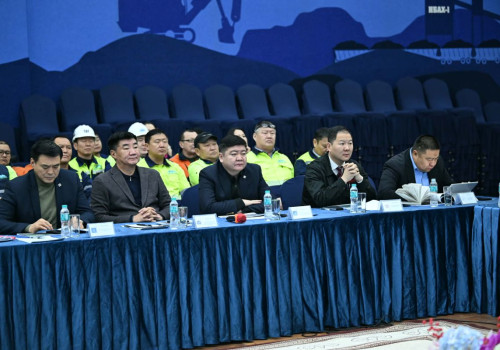 Хагас коксон шахмал түлшний үйлдвэрийн бүтээн байгуулалтын ажлыг эрчимжүүлнэ