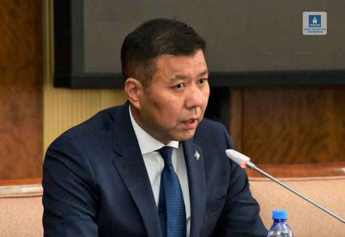 Бизнесийн үйл ажиллагаа эрхлэхэд хүндрэл учруулсан зөрчлийг арилгахыг Б.Энхбаяр сайд үүрэг болголоо