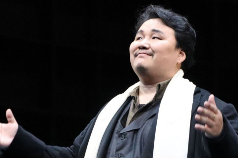 Ерөнхий сайдын нэрэмжит шагналыг дэлхийн дуурийн шилдэг дуучин, Ардын жүжигчин Э.Амартүвшинд олгохоор болжээ