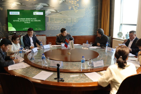 ИЗНН-ын дэргэдэх Хангарьд жигүүрээс Намын Онц их хурлын хуралдуулах нь зүйтэй гэж үзжээ
