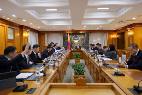 Үндэсний баялгийн сангийн орлогыг нэмэгдүүлэх, хөрөнгийг арвижуулах, зарцуулах талаар иргэдтэй зөвлөлдөнө