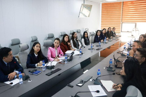 “Өсвөр насны охидыг үе тэнгийн дарамтаас ангид, аюулгүй орчинд суралцах нөхцөлийг бүрдүүлэх“ төслийг хэрэгжүүлэх жишиг сургуулиудыг сонголоо