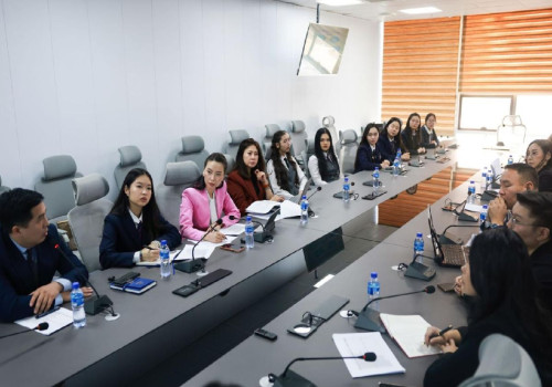 “Өсвөр насны охидыг үе тэнгийн дарамтаас ангид, аюулгүй орчинд суралцах нөхцөлийг бүрдүүлэх“ төслийг хэрэгжүүлэх жишиг сургуулиудыг сонголоо