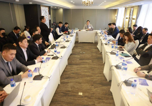 НИТХ-ын зөвлөлийн гишүүд Улаанбаатар хотын худалдааны танхимын гишүүн байгууллагуудын санал, тулгамдсан асуудлыг сонслоо