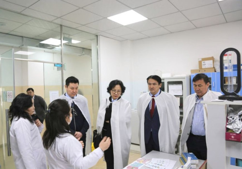 Боловсрол, шинжлэх ухааны дэд хорооны дарга, гишүүд шинжлэх ухааны байгууллагуудын үйл ажиллагаатай танилцав