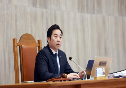 НИТХ-ын ээлжит бус Х хуралдаанаар нийслэлийн 2026 оны төсвийн тодотголыг хэлэлцэж байна