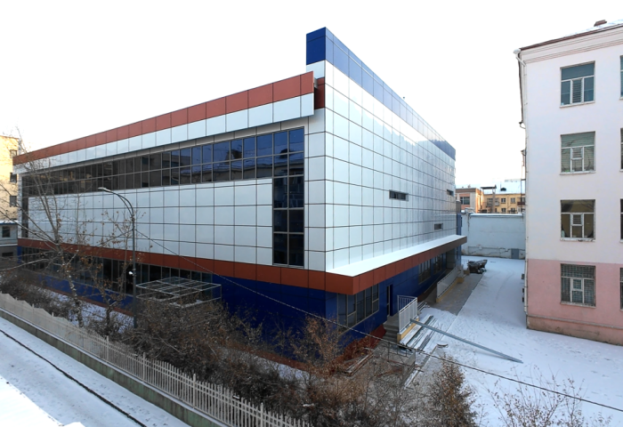 Нийслэлийн ерөнхий боловсролын 23 дугаар сургуулийн усан бассейн бүхий спорт заалыг ашиглалтад орууллаа