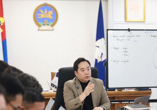 А.Баяр: Мопед, скүүтэрийг 16 нас хүрсэн иргэнд түрээслүүлнэ