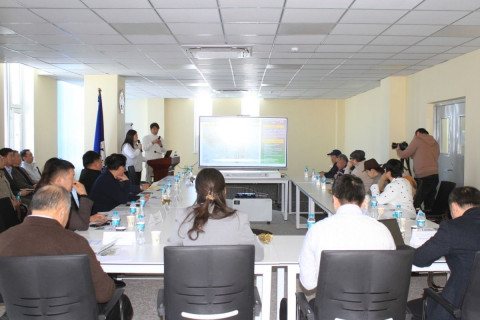 Эмээлт эко аж үйлдвэрийн паркт арьс шир боловсруулах үйлдвэрүүдийг нүүлгэн шилжүүлэхэд тулгамдаж буй асуудлаар зөвлөлдлөө