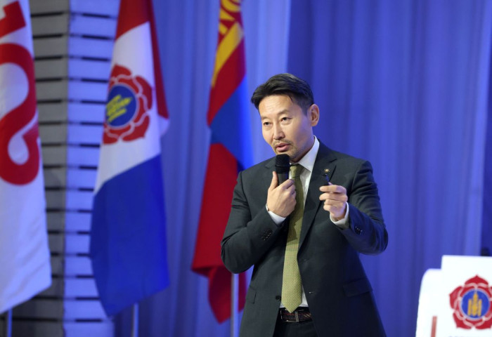 Татварын шинэчлэлээр хувь хүний орлогын албан татварыг шатлалтай бууруулна