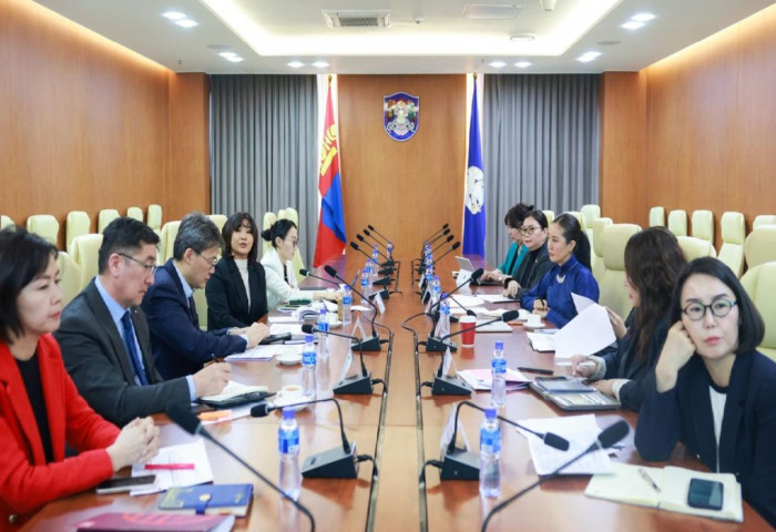 НИТХ-ЫН ХҮНИЙ ХӨГЖЛИЙН ХОРОО ЖЕНДЭРИЙН ҮНДЭСНИЙ ХОРООТОЙ ХАМТРАН ЭРЧҮҮДИЙН АСУУДЛЫГ ОНЦГОЙЛОН ХЭЛЭЛЦЭВ