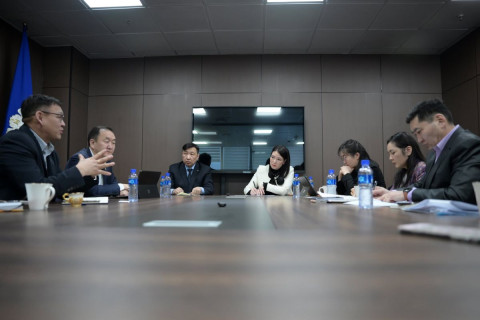 “Сүүн дархлаа” зорилтот хөтөлбөрийн ажлын хэсгийн ээлжит хуралдаан боллоо