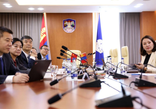 Улаанбаатар хотод хэрэгжүүлж буй хөгжлийн мега төслүүдэд хамтран ажиллах боломжийн талаар санал солилцлоо