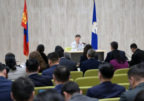 2018 оноос хойш барилгын ажил нь удаашралтай байгаа 10 сургууль, цэцэрлэгийг 2026-2027 онд ашиглалтад оруулахыг үүрэг болголоо