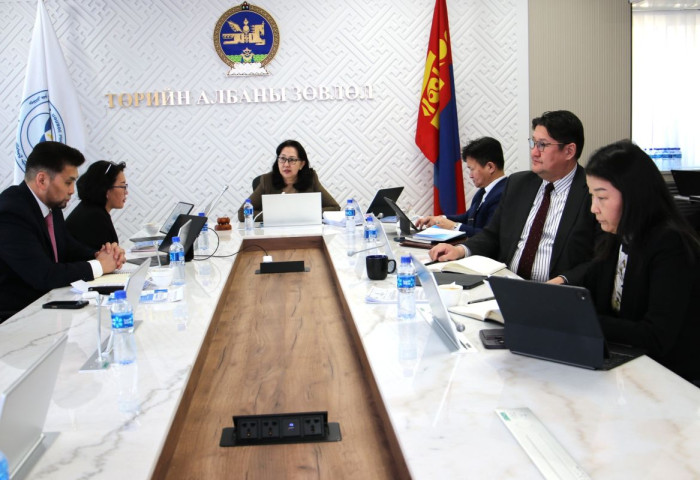 ТӨРИЙН АЛБАНЫ ЗӨВЛӨЛИЙН ЭЭЛЖИТ 10 ДУГААР ХУРАЛДААН БОЛЛОО