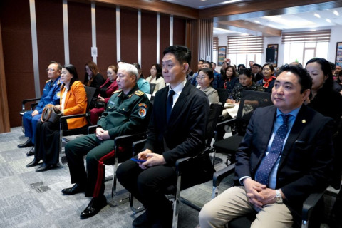 Гамшгаас хамгаалах мэдлэг ойлголт өгөх “Боосай карт” тоглоомыг хүлээлгэн өглөө