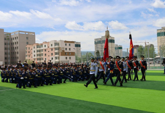 “Онцгой байдал-гамшиг судлал” хөтөлбөрт суралцснаар гамшгийн  эрсдэлийн удирдлага болон аврах ажиллагааны тусгай ур чадварт суралцана