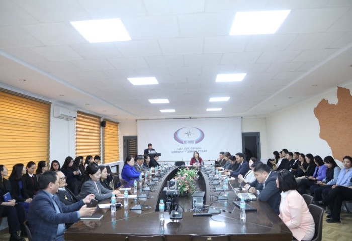 Дэлхийн болон монголын ус, цаг уурын өдөрт зориулсан эрдэм шинжилгээний бага хурал боллоо