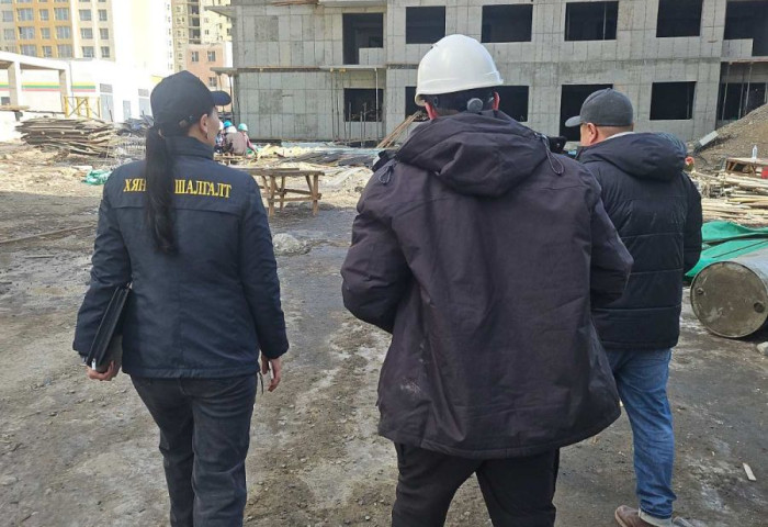 Нийслэлд шинээр баригдаж буй барилга байгууламжуудад урьдчилан сэргийлэх хяналт шалгалт хийж байна