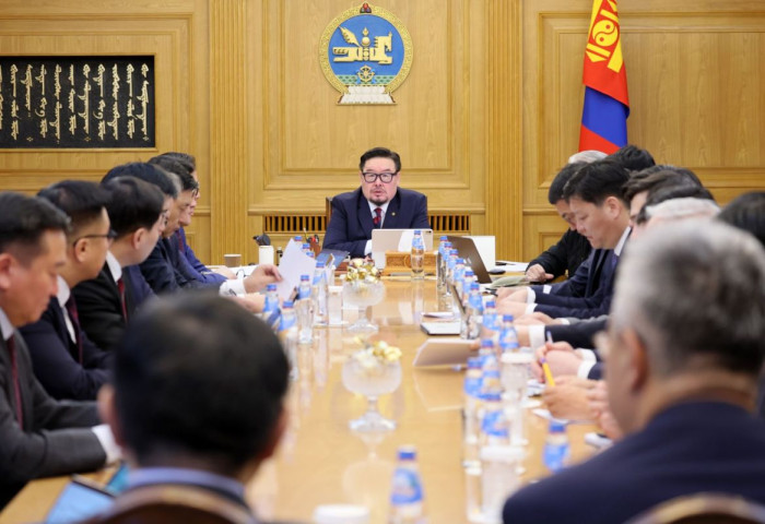 Онцгой нөхцөл байдлын үед хариу арга хэмжээний санал боловсруулж Засгийн газрын хуралдаанд танилцуулахыг Ерөнхий сайд үүрэг болголоо