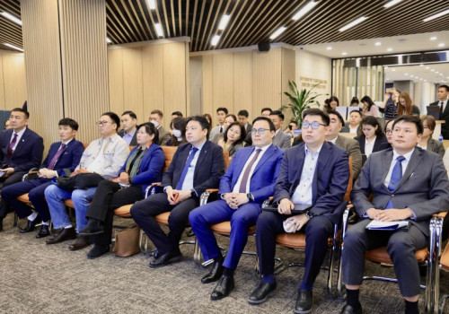 “Хөрөнгө оруулагч-Дипломат ёс ба төрийн албан хаагчийн ёс зүй” арга хэмжээ боллоо