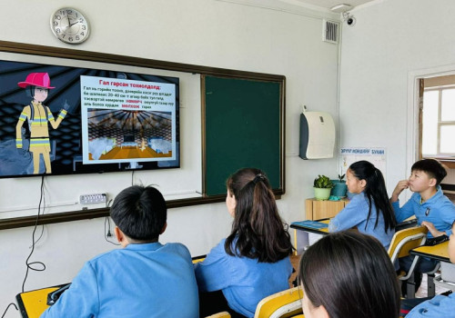 Гамшгийн төрөл, ангилал, учирч болзошгүй эрсдэл, аюулын үед авах арга хэмжээний талаар мэдлэг, чадварыг олголоо