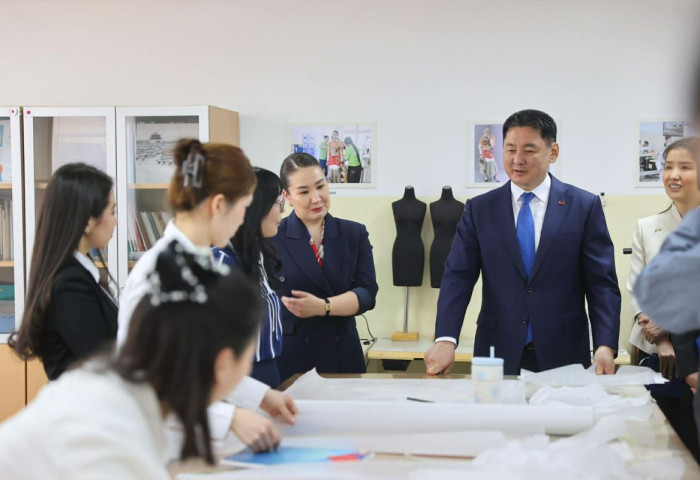 Мэргэжлийн боловсрол, сургалтын байгууллагыг бүх талаар дэмжинэ