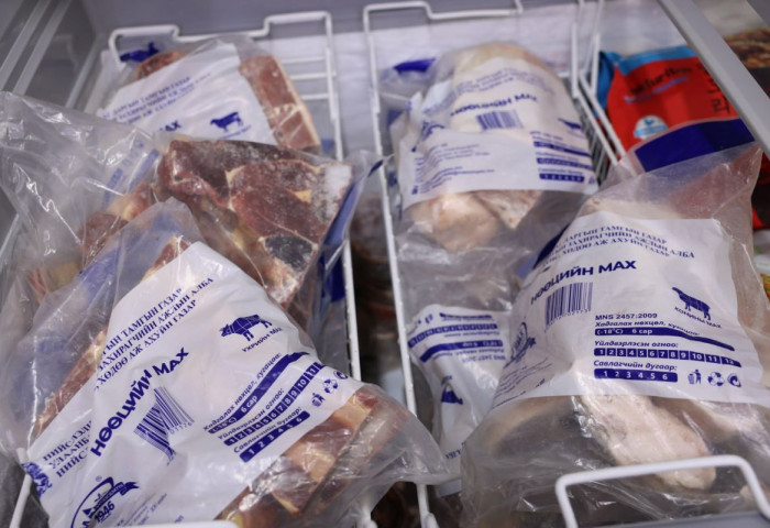 Нийслэлийн есөн дүүрэгт 386 цэгээр нөөцийн махыг жижиглэнгээр худалдаалж байна