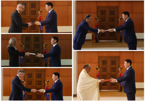 Хавсран суух Элчин сайд нар Итгэмжлэх жуух бичгээ өргөн барилаа