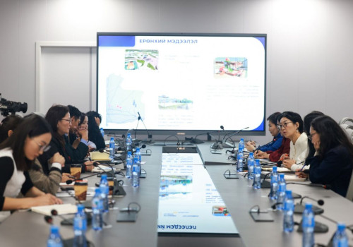 “АЮУЛГҮЙ МОНГОЛ ХҮҮХЭД” ТӨСЛИЙН ХҮРЭЭНД ТОГЛООМЫН ТАЛБАЙГ АЮУЛГҮЙ БОЛГОХОД ДҮҮРЭГ БҮР АНХААРЧ АЖИЛЛАНА