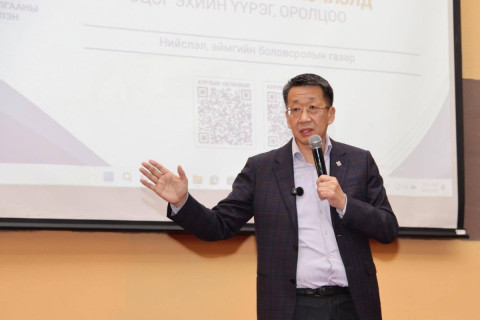 БАГШ, ХҮҮХДИЙН ХӨГЖИЛД ЭЦЭГ ЭХИЙН ОРОЛЦООГ НЭМЭГДҮҮЛНЭ. /2026.04.09/