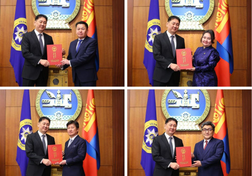 Элчин сайд нарт Итгэмжлэх жуух бичгийг нь гардууллаа