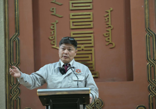 Монголын хүүхдийн ордны Спортын төрөлжсөн цогцолборыг барьснаар 16 төрлийн дугуйланд 40 мянган хүүхэд суралцана