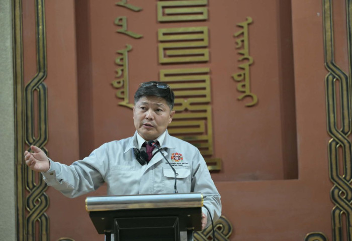 Монголын хүүхдийн ордны Спортын төрөлжсөн цогцолборыг барьснаар 16 төрлийн дугуйланд 40 мянган хүүхэд суралцана