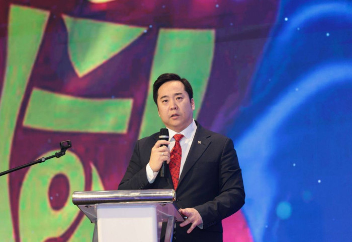 А.БАЯР: ӨНӨӨДРИЙН БАЙДЛААР НИЙСЛЭЛИЙН 9 ДҮҮРЭГТ  1551 БАЙРШИЛД КАМЕР АЖИЛЛАЖ БАЙНА. ҮҮНИЙГ 1856 БАЙРШЛААР НЭМЭГДҮҮЛНЭ