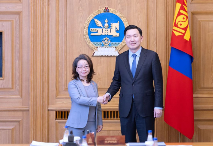 Ерөнхий сайд Н.Учрал БНХАУ-ын Элчин сайд Шэнь Миньжюаныг хүлээн авч уулзлаа