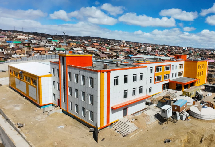 640 хүүхдийн суудалтай сургуулийн барилга угсралтын ажил 80 хувийн гүйцэтгэлтэй үргэлжилж байна