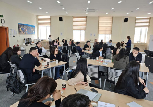 “Төрийн албан хаагчийн орчин үеийн чадамжийг хөгжүүлэх” 40 цагийн сургалтыг зохион байгуулж байна