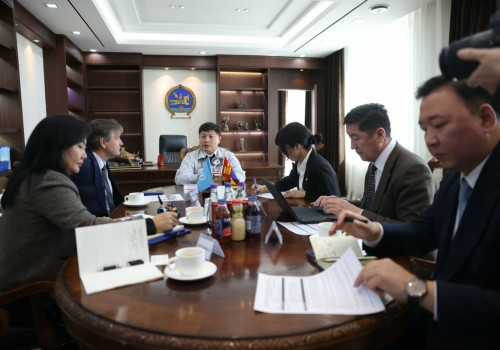 Нийслэлийн Засаг дарга бөгөөд Улаанбаатар хотын Захирагч Х.Нямбаатар НҮБ-ын Суурин зохицуулагч Яап Ван Хиердэнтэй уулзлаа